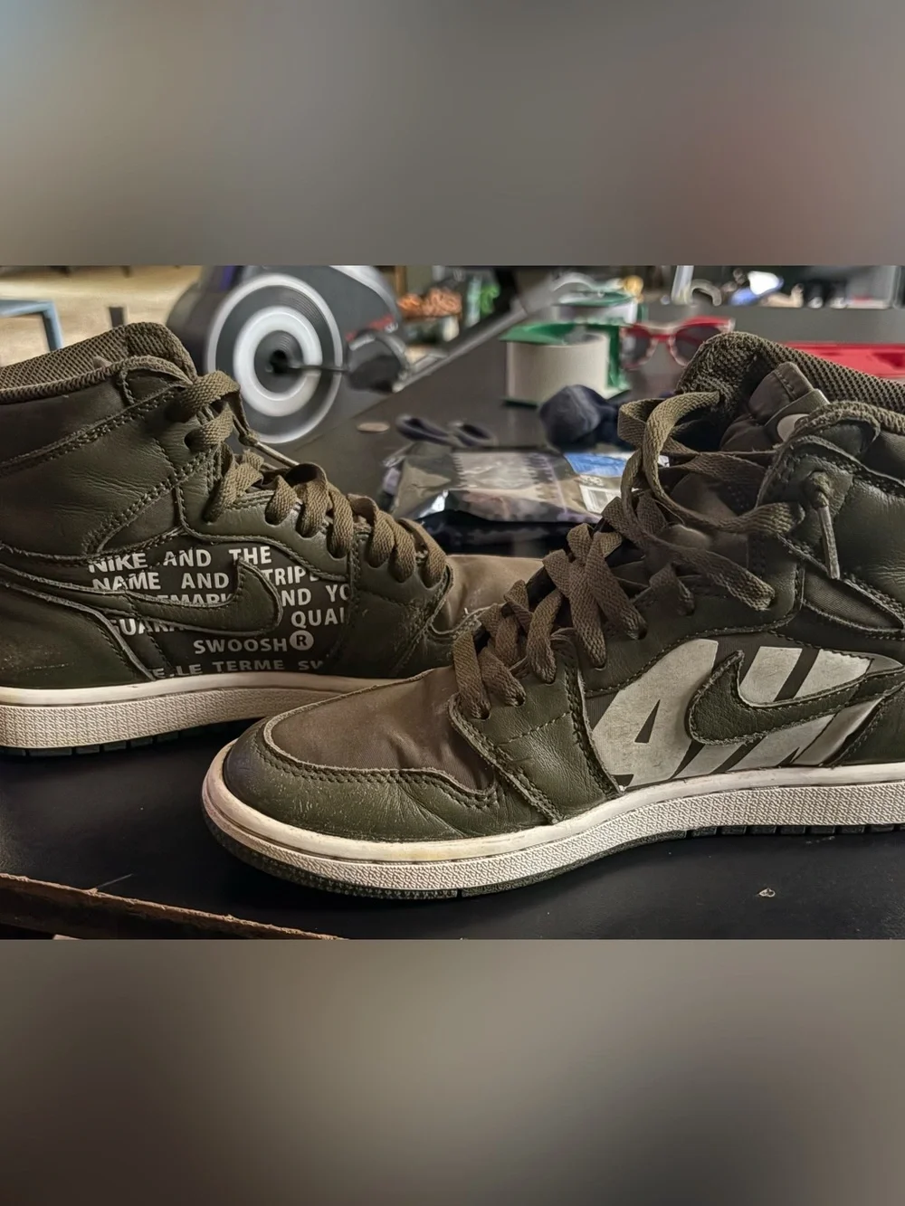 Nike Air Jordan 1 High OG Olive Canvas Sneakers Men Size 7 & Women’s Size 9 FAIR